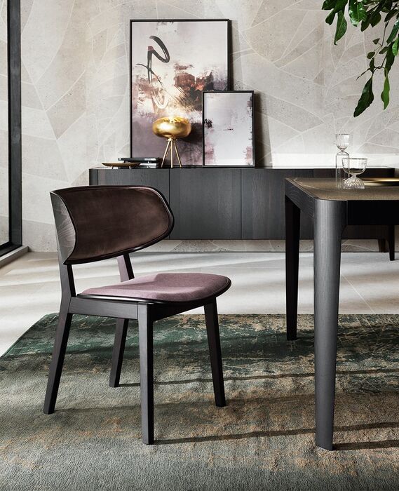 Sedia moderna e di design in legno massello, raffinata ed elegante. - Gisele, Riflessi