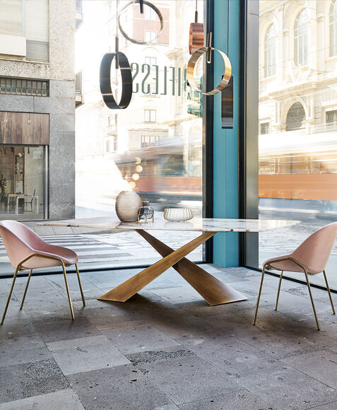 tavolo con piano in marmo