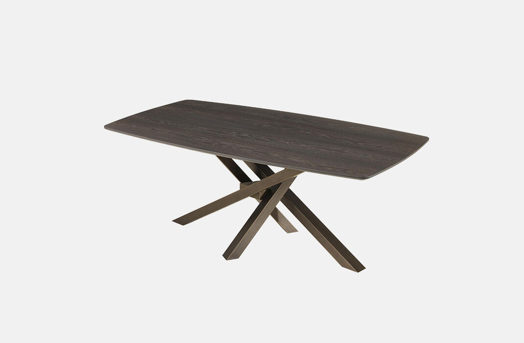 tavolo di design piano legno